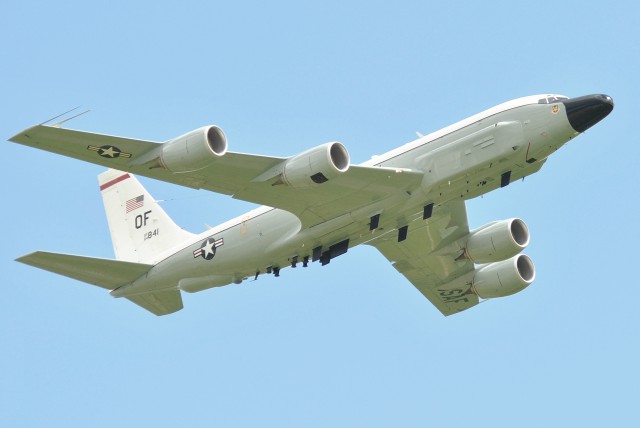 Самолёт RC-135W ВВС США