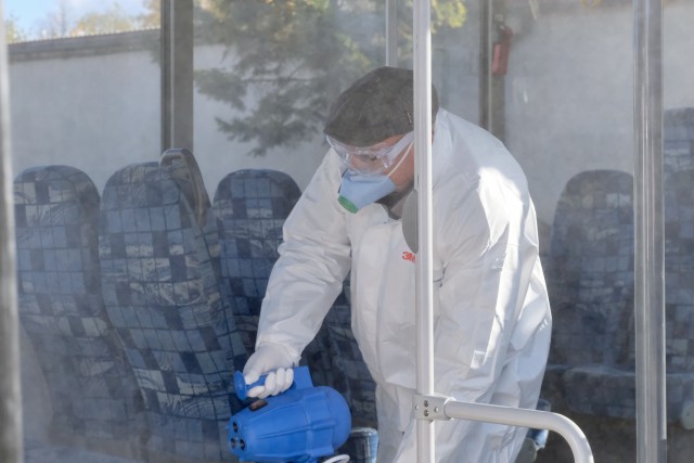Калининградские перевозчики борются с коронавирусом при помощи «холодного тумана»