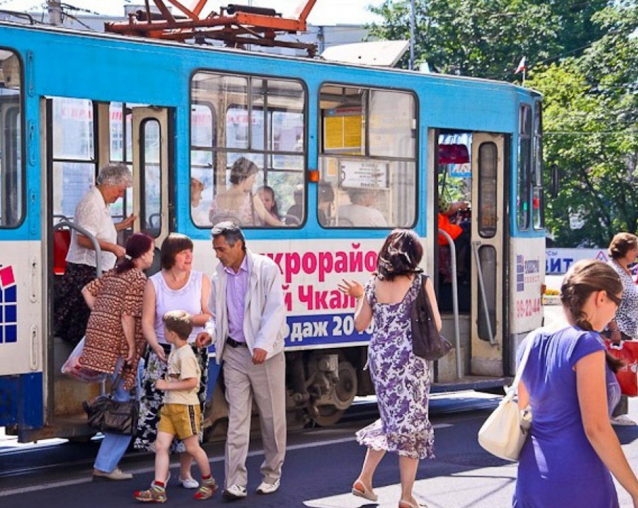 Власти Калининграда намерены убрать трамвайные пути с проспекта Победы (видео)