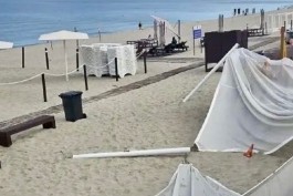 Вандалы повредили оборудование на Центральном пляже в Балтийске